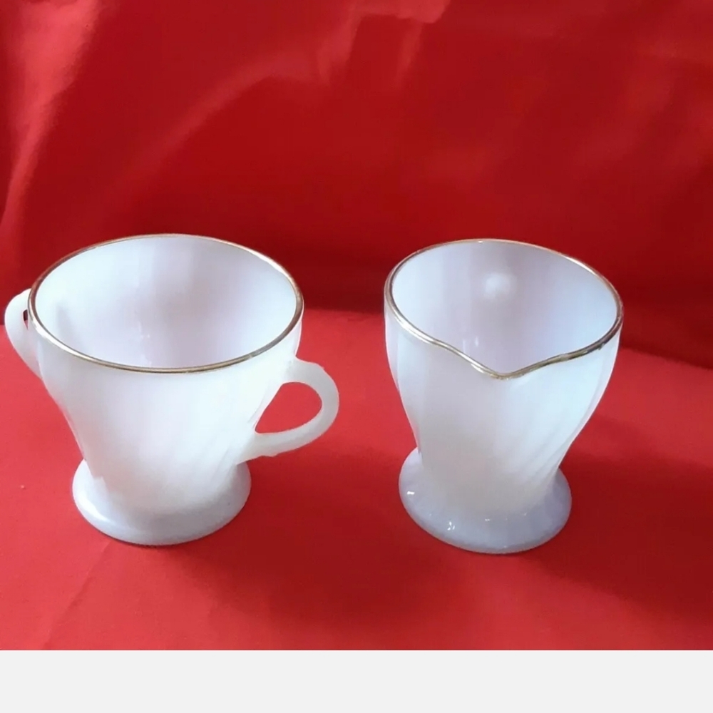 Vtg Anchor Hocking Fire King Creamer And Sugar Bowl Milk Glass Swirl Gold Trim